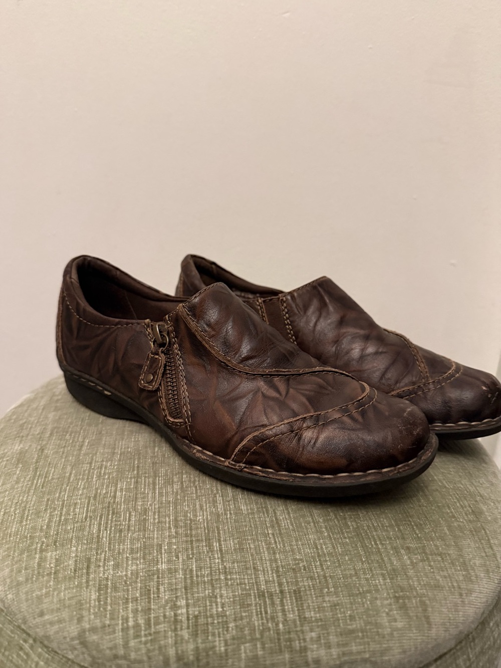 Clarks Bendables Whistle Max Brown Leather Zip Shoes Women’s 7.5M